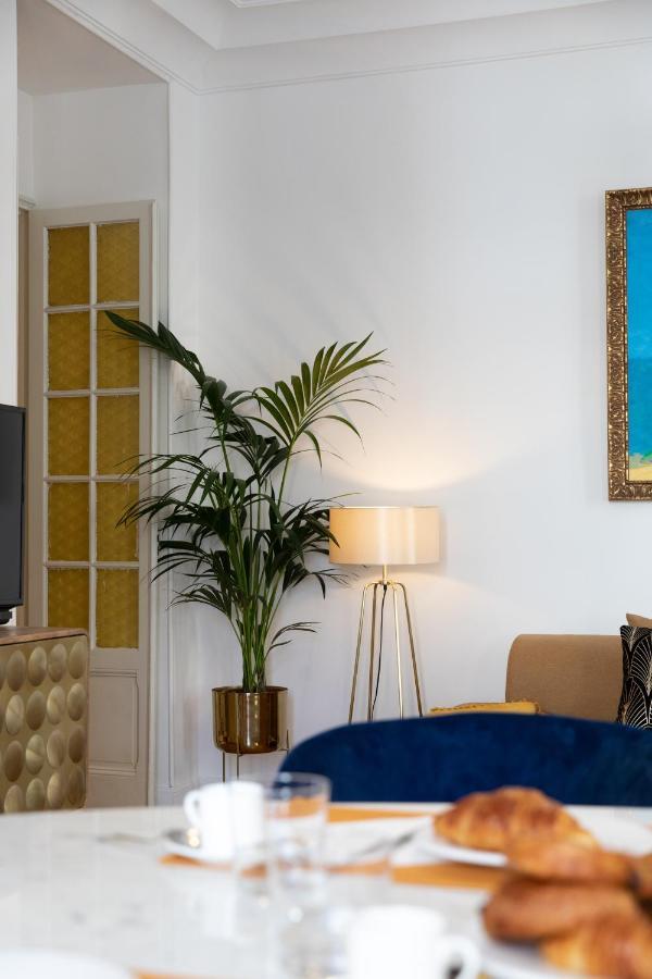 Apartment Emilia นีซ ภายนอก รูปภาพ