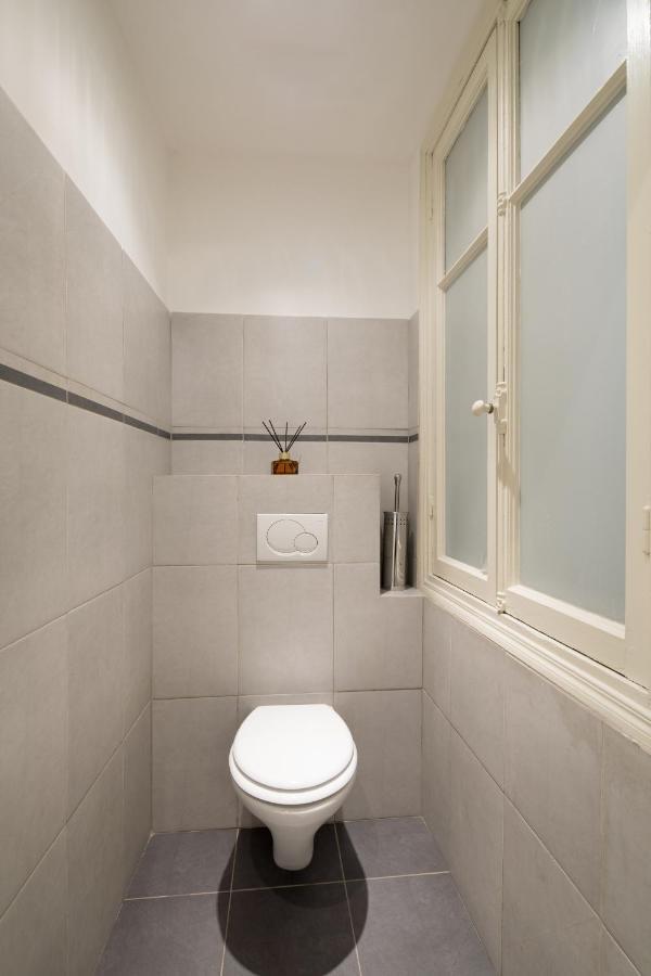Apartment Emilia นีซ ภายนอก รูปภาพ